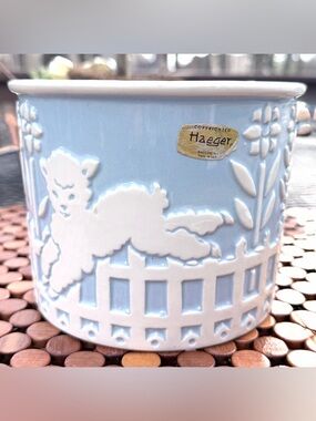 🪴 Pale Blue & White Ceramic Planter with Lamb Relief by Haeger Potteries, NWOT